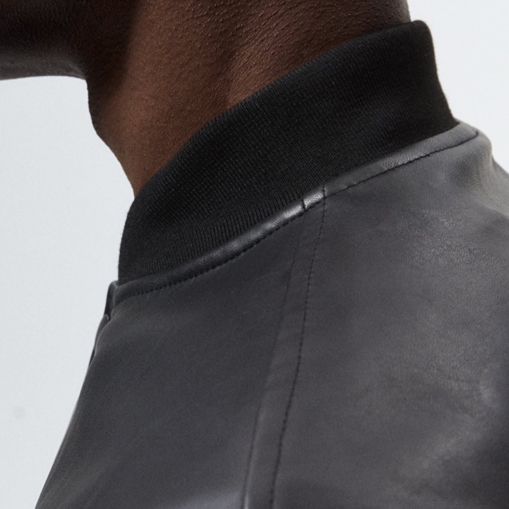 ZARA FAUX LEATHER BOMBER JACKET Long sleeve jacket with a ribbed collar. - Picture 6 of 10